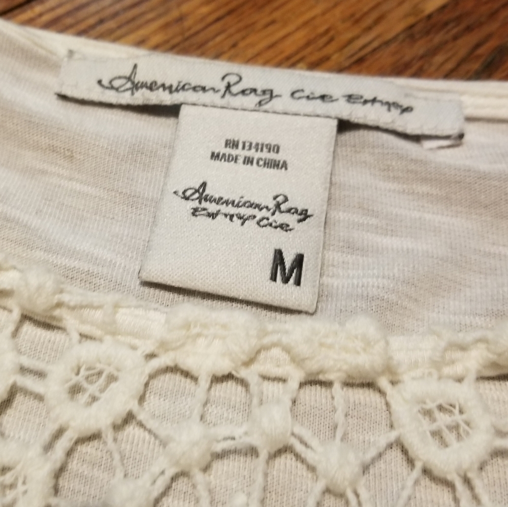 Sheer white top - Picture 3 of 3